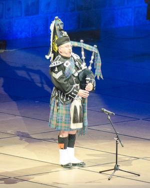 Dudelsackspieler Axel Römer – Auftritt in der "Music Show Scotland"
