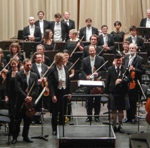 Die Niederrheinischen Sinfoniker mit Dudelsackspieler Axel Römer 2013