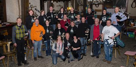 Gruppenbild eines Dudelsack-Intensiv-Workshop mit Axel Römer, Sound of Scotland